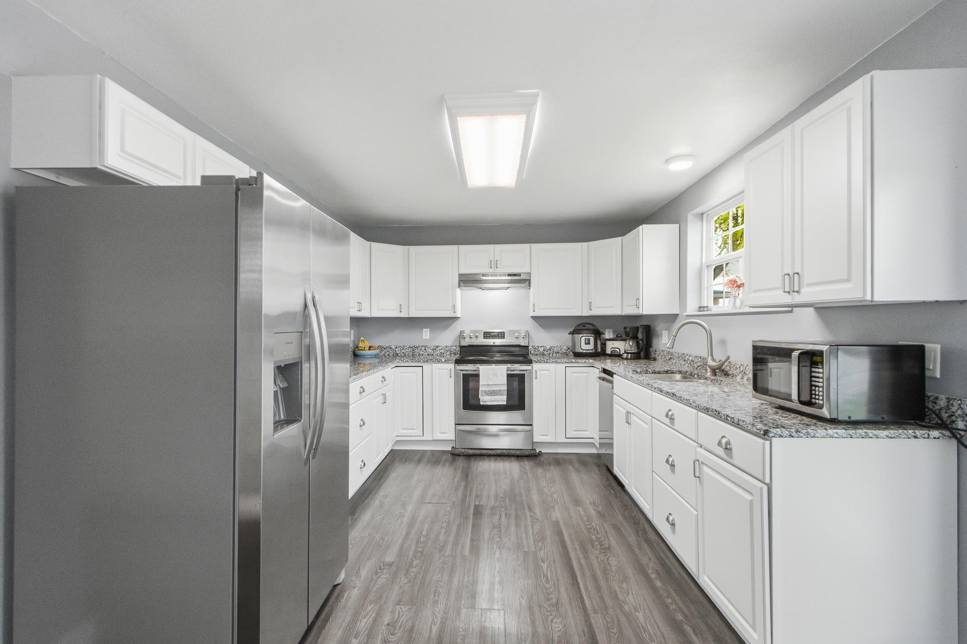 333 2nd Baraboo, WI 53913 - Photo 14 of 59