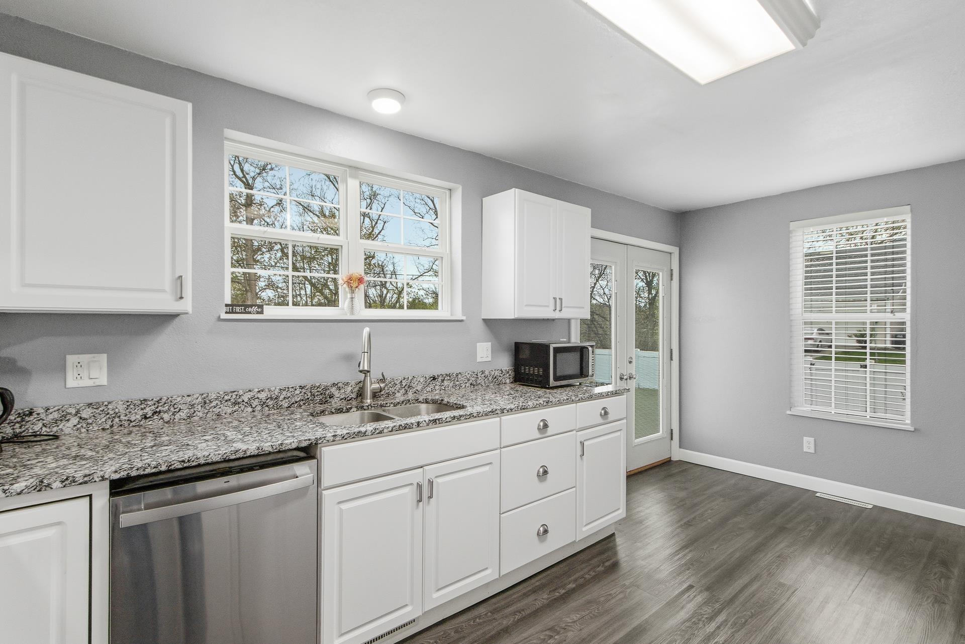 333 2nd Baraboo, WI 53913 - Photo 16 of 59
