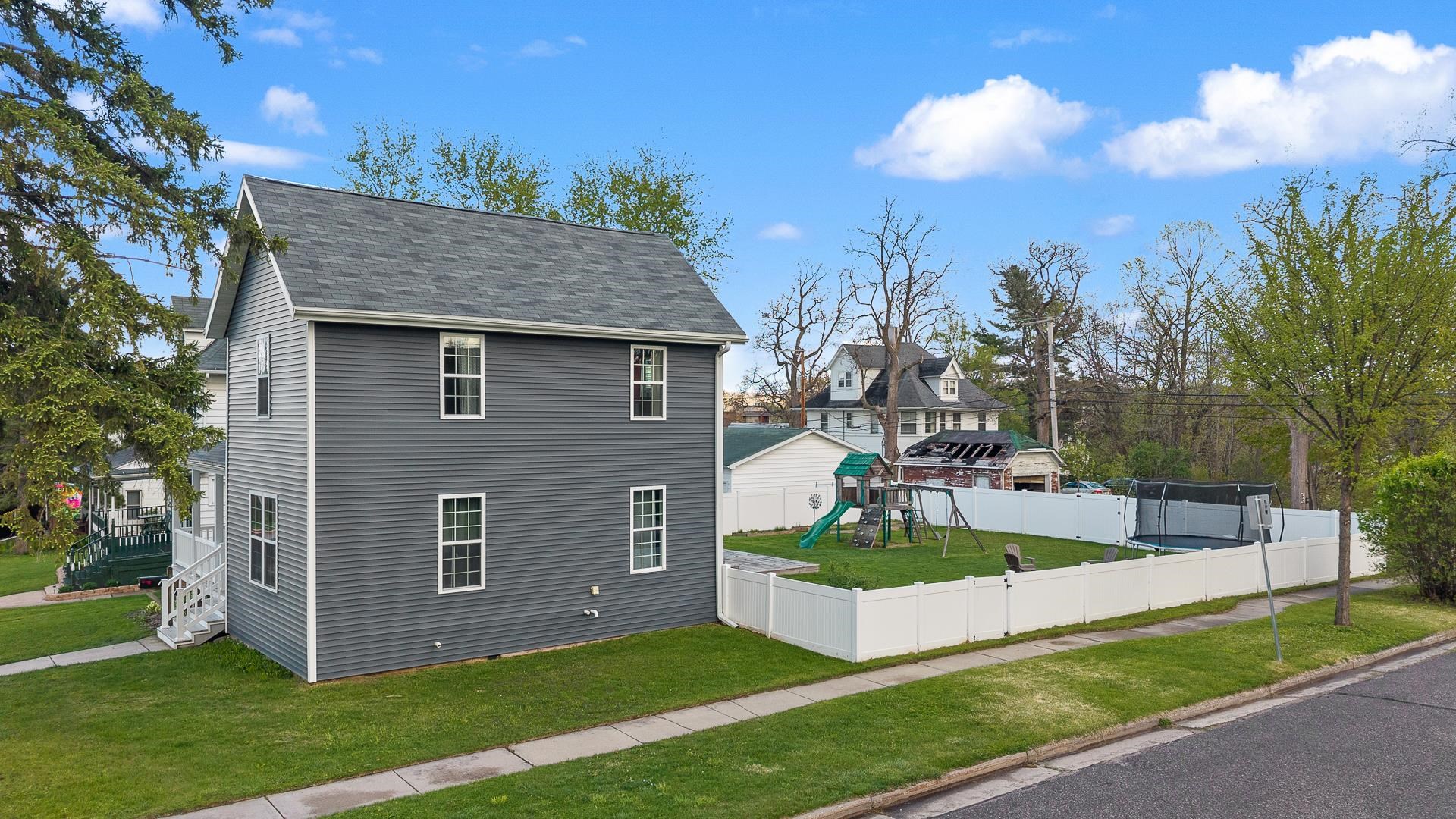 333 2nd Baraboo, WI 53913 - Photo 48 of 59