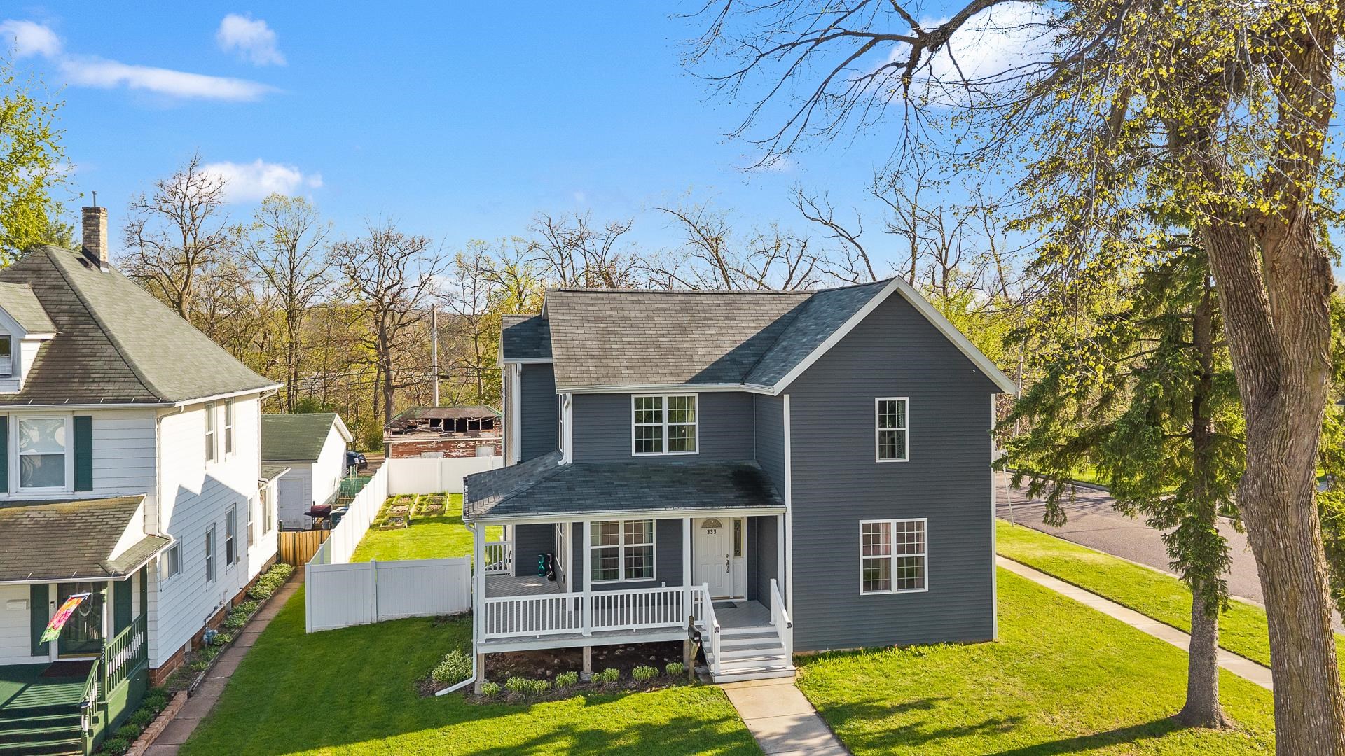 333 2nd Baraboo, WI 53913 - Photo 49 of 59