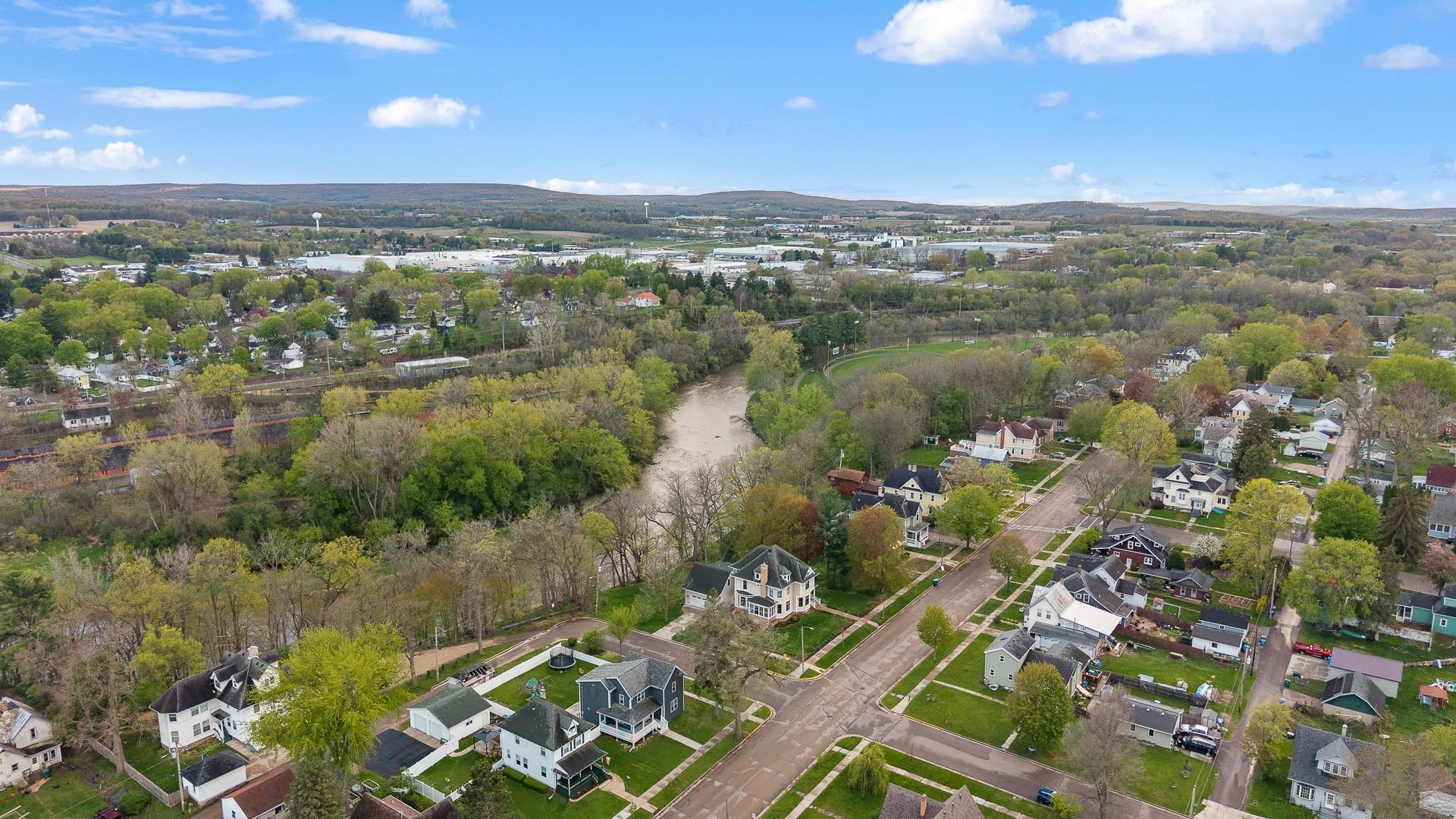 333 2nd Baraboo, WI 53913 - Photo 56 of 59