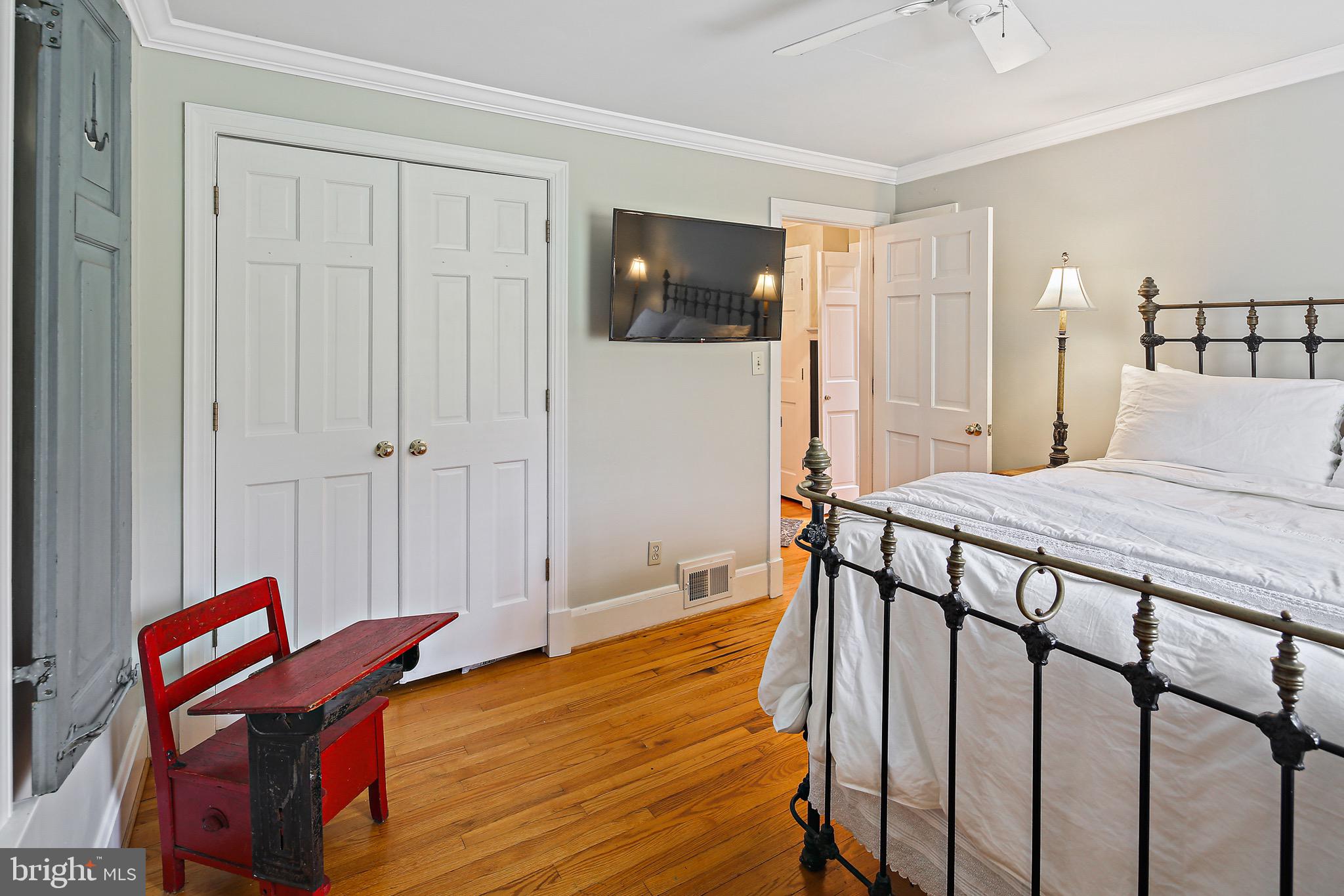 5668 Trotter Road Clarksville, MD 21029 - Photo 18 of 53 BEDROOM #1 (MAIN LEVEL)