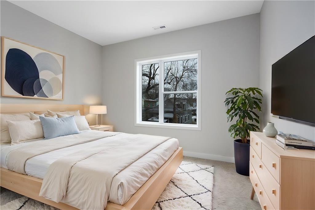 4523 Forest Avenue Kansas City, MO 64110 - Photo 37 of 49