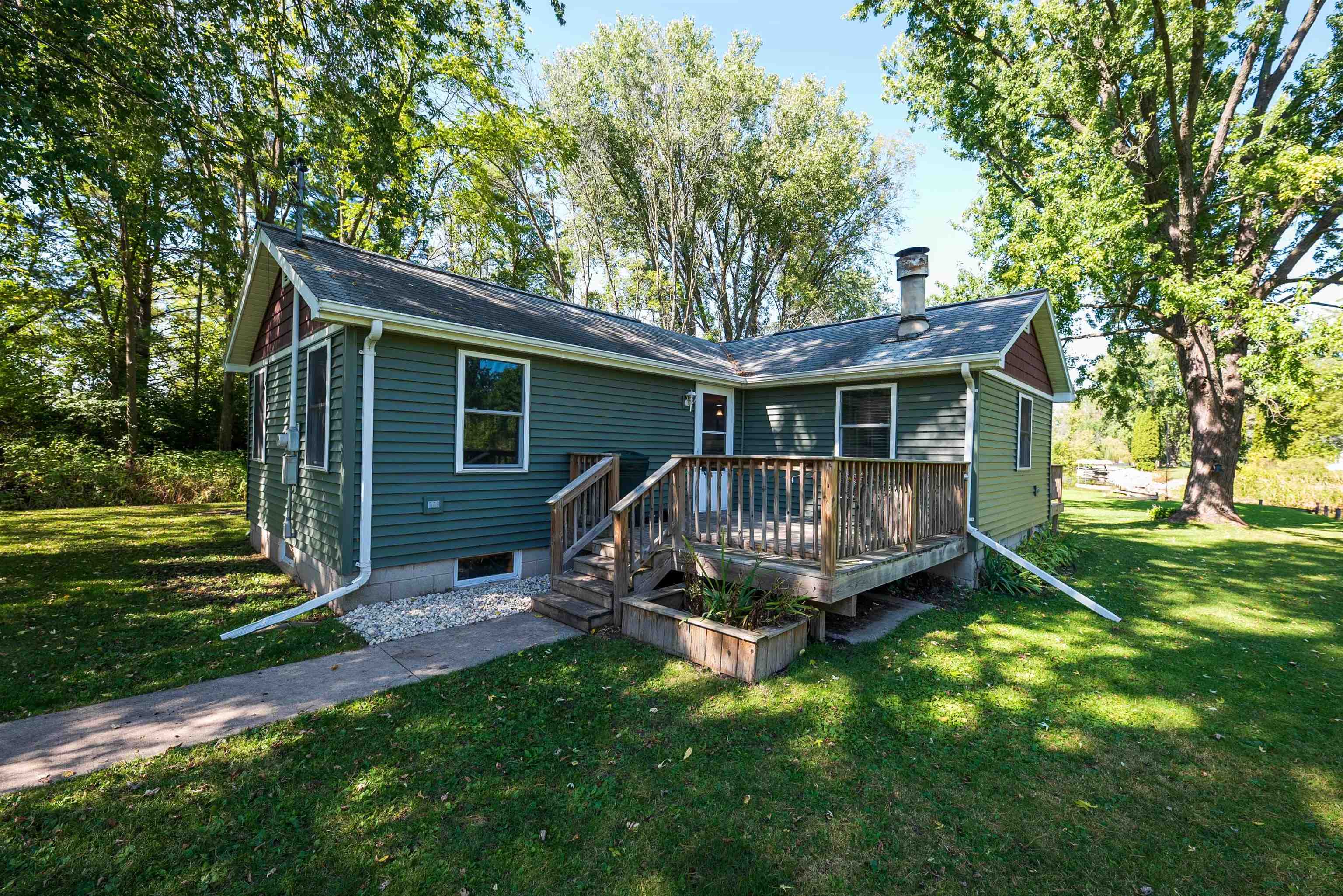 8096 Channel Lane Omro, WI 54963 - Photo 1 of 50