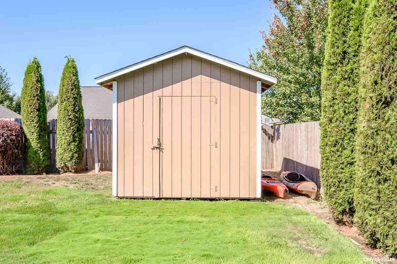 182 9th Street Jefferson, OR 97352 - Photo 35 of 39