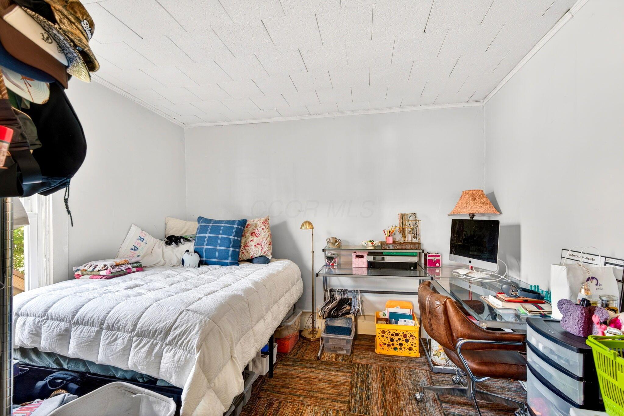 210 West State Street Athens, OH 45701 - Photo 25 of 41