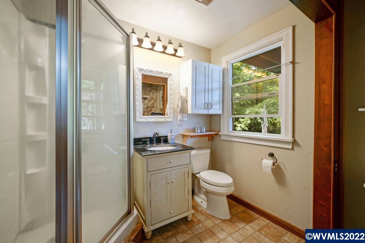 6622 Liberty Road South Salem, OR 97306 - Photo 18 of 41