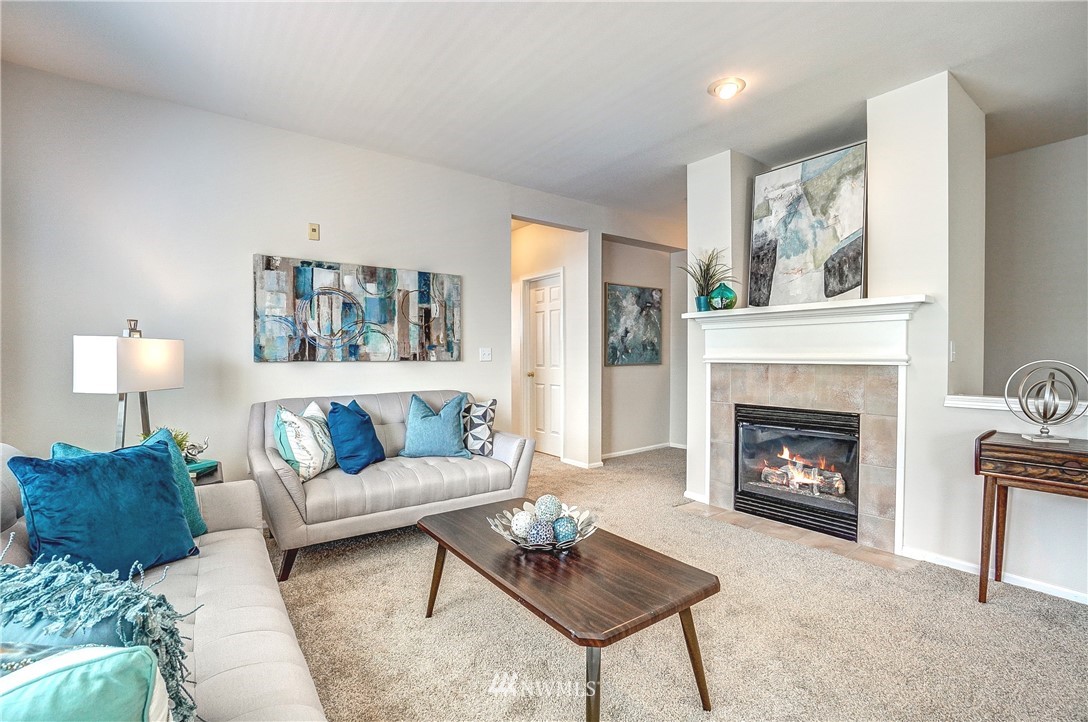 4912 Talbot Place South, Unit G Renton, WA 98055 - Photo 3 of 25