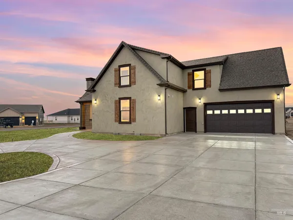 $479,000 | 170 East Pioneer Way, Oakley, ID 83346