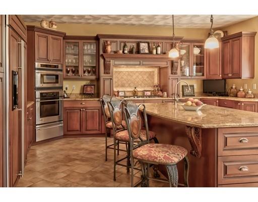 123 Range Heights Road Lynn, MA 01904 - Photo 10 of 30 Gallery Image 10