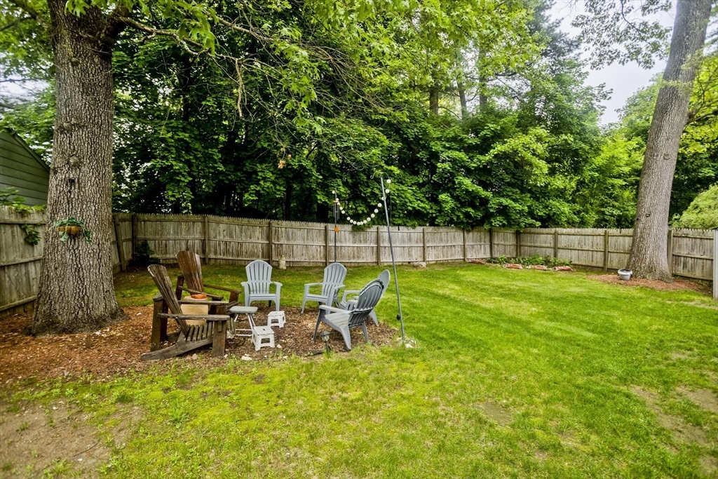 679 Parker Street Springfield, MA 01129 - Photo 7 of 41
