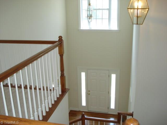 712 Number Ten Way Oak Ridge, NC 27310 - Photo 14 of 30 Entry