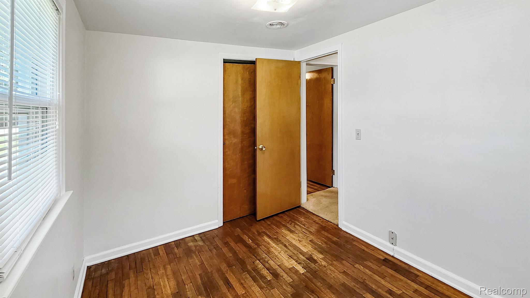 10494 South Graham Road St. Charles, MI 48655 - Photo 10 of 17 Gallery Image 10