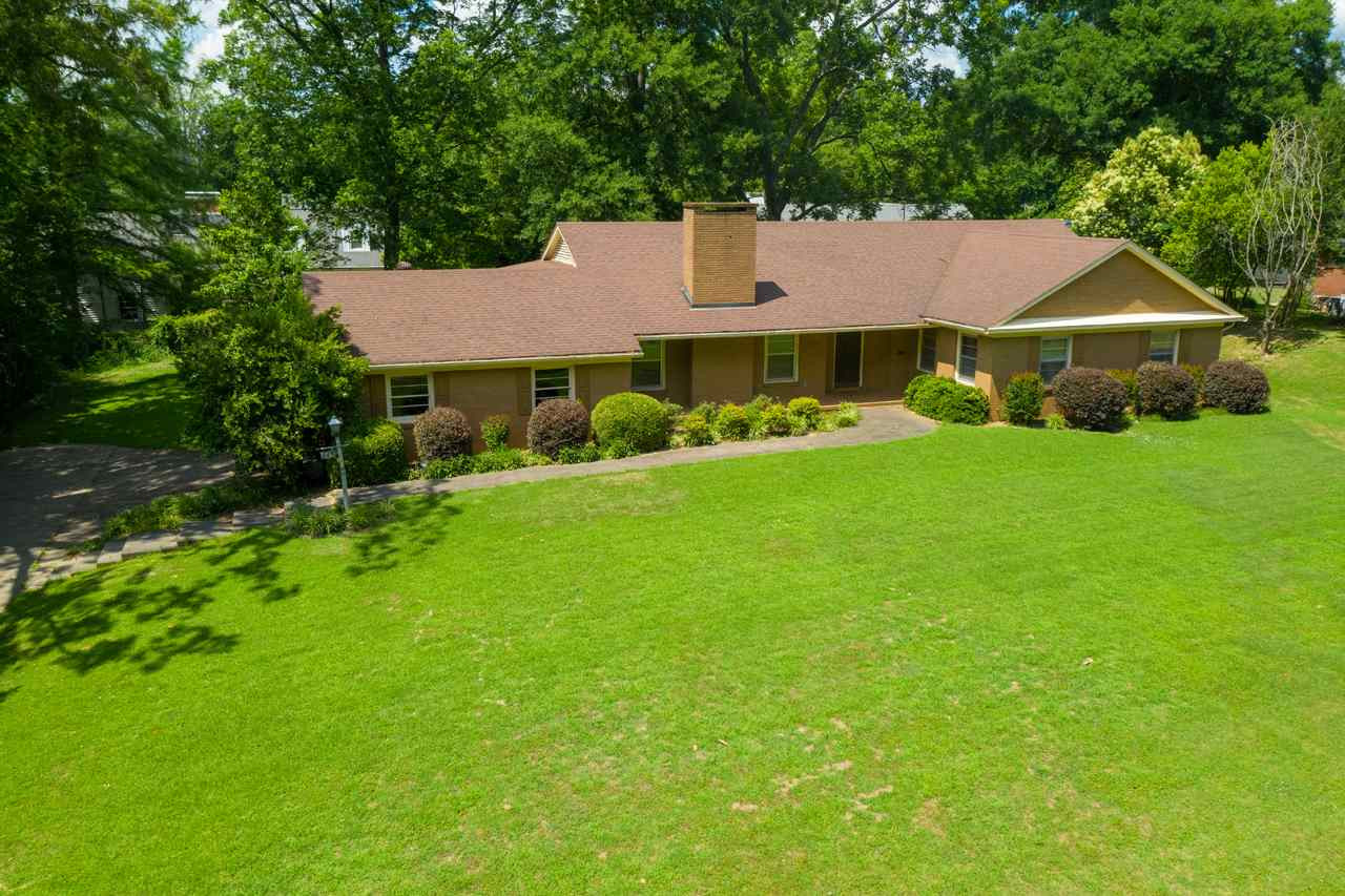445 Roland Avenue Jackson, TN 38301 - Photo 1 of 1 Photo 1