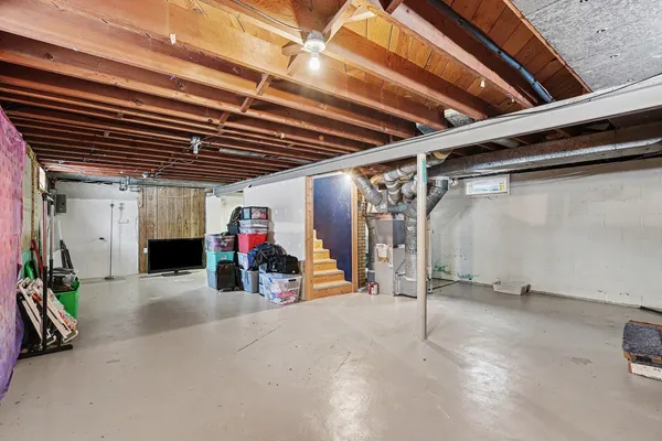 $199,900 | 116 Honeoye Street Southwest, Wyoming, MI 49548