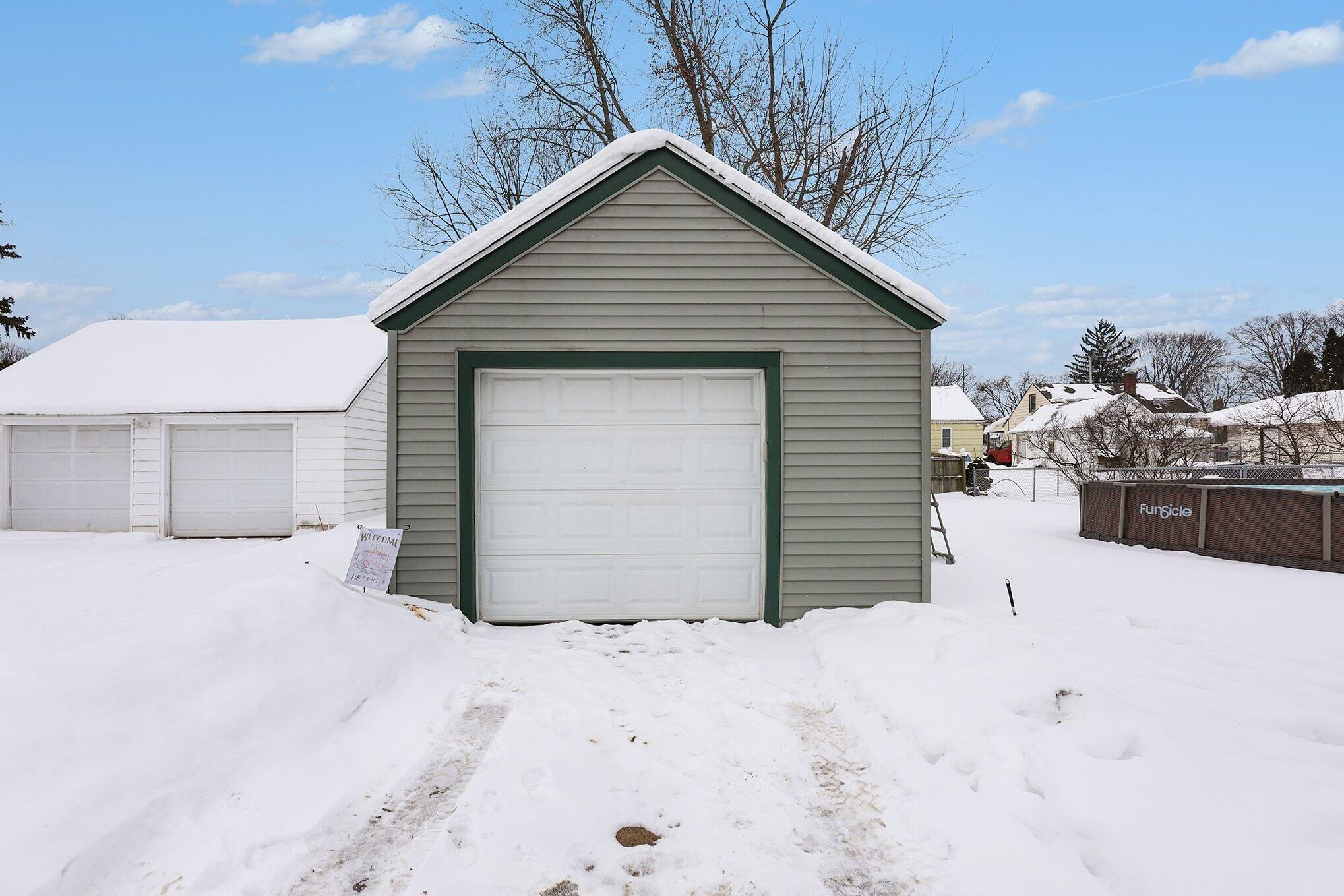 116 Honeoye Street Southwest Wyoming, MI 49548 - Photo 25 of 26 025_file_3858