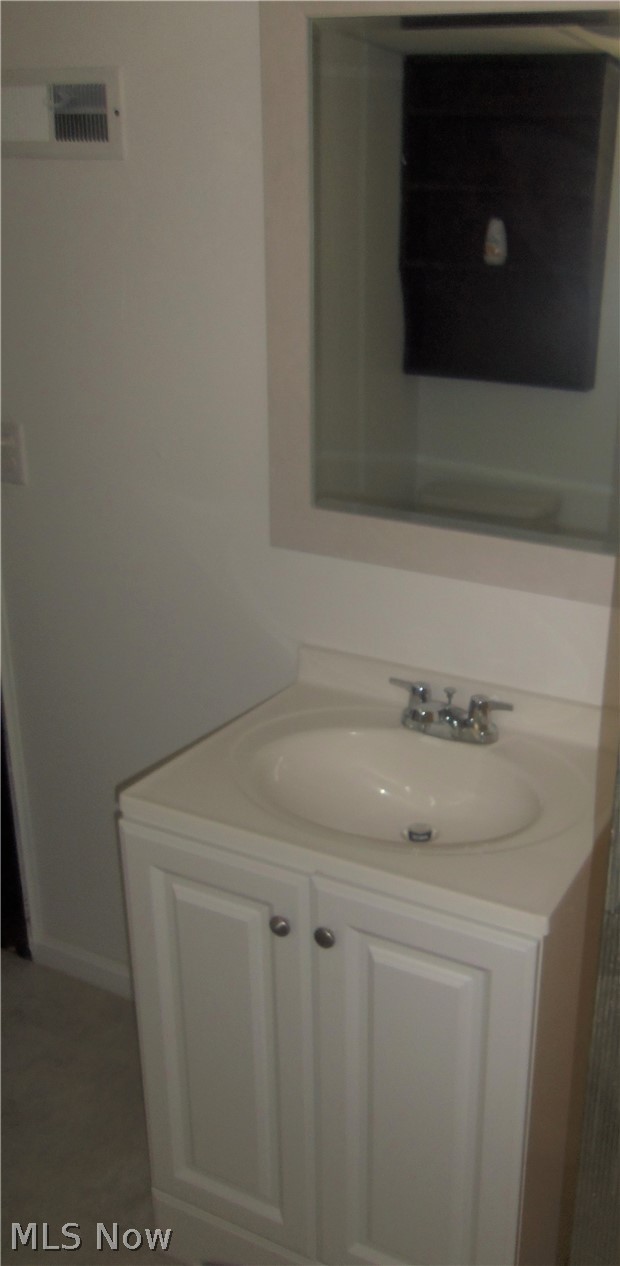 12709 Grannis Road Cleveland, OH 44125 - Photo 31 of 35 Gallery Image 31