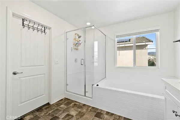 $729,000 | 16746 Stag's Leap Lane, Fontana, CA 92336