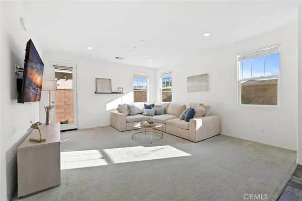 $729,000 | 16746 Stag's Leap Lane, Fontana, CA 92336