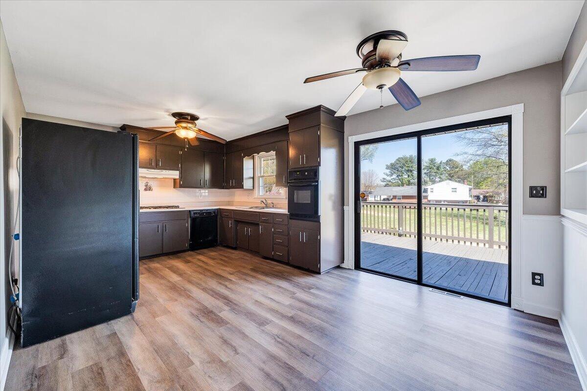 2407 Laura Road Northwest Roanoke, VA 24017 - Photo 11 of 51 09-MIB09880