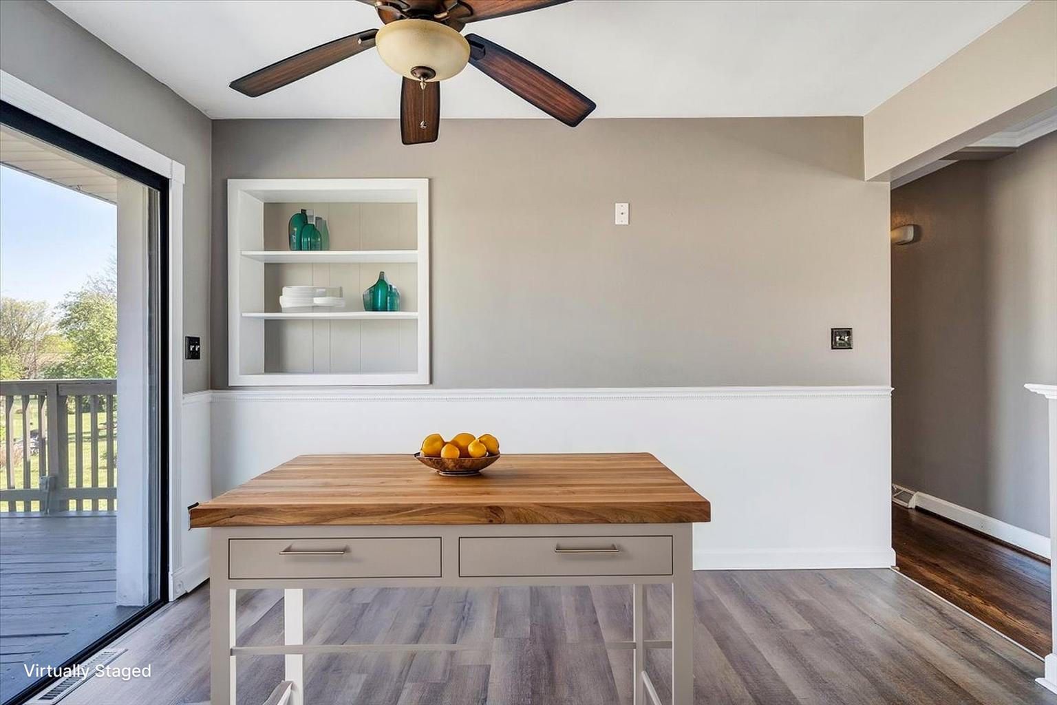 2407 Laura Road Northwest Roanoke, VA 24017 - Photo 13 of 51 VIRTUALLY STAGED