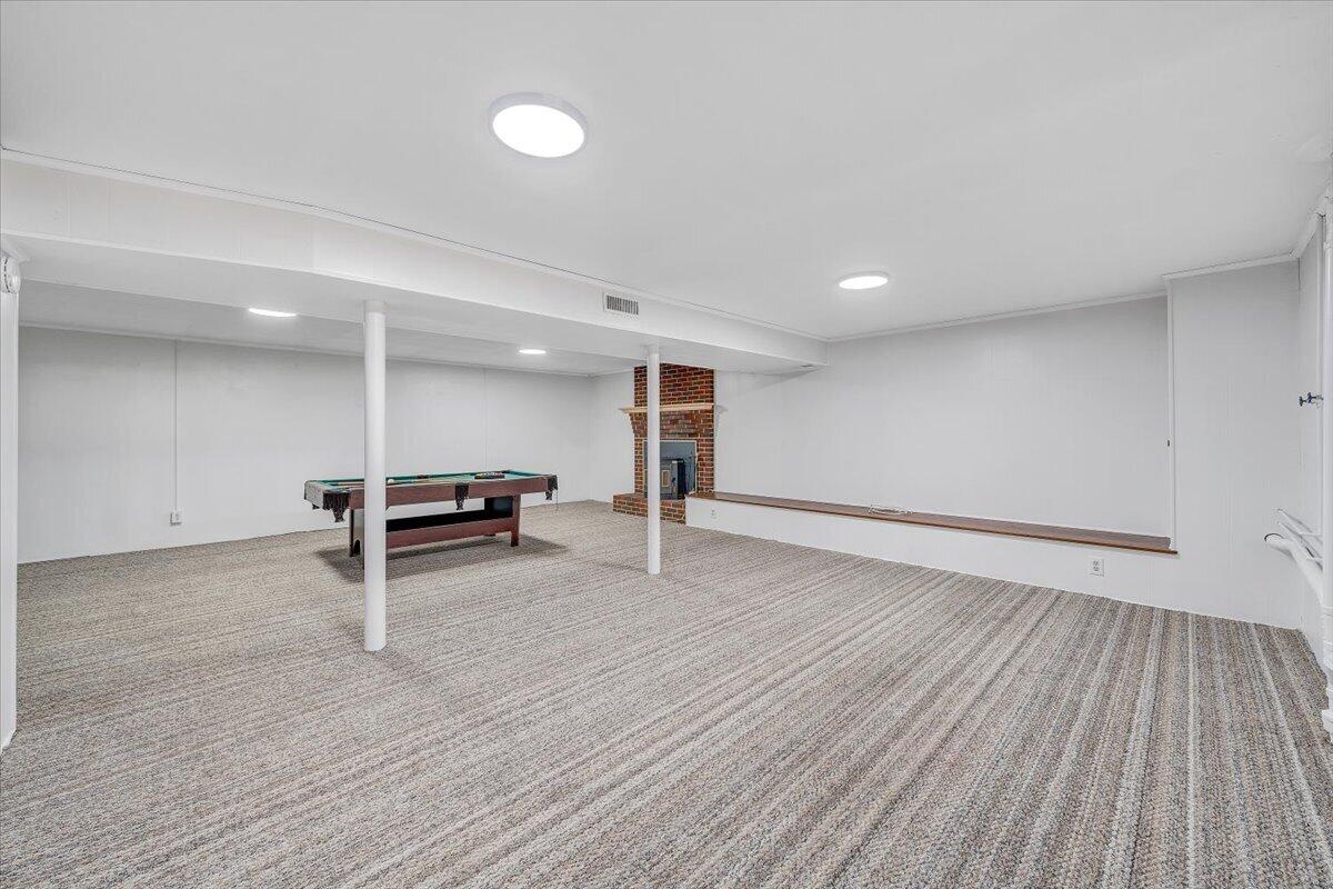 2407 Laura Road Northwest Roanoke, VA 24017 - Photo 33 of 51 32-MIB09949