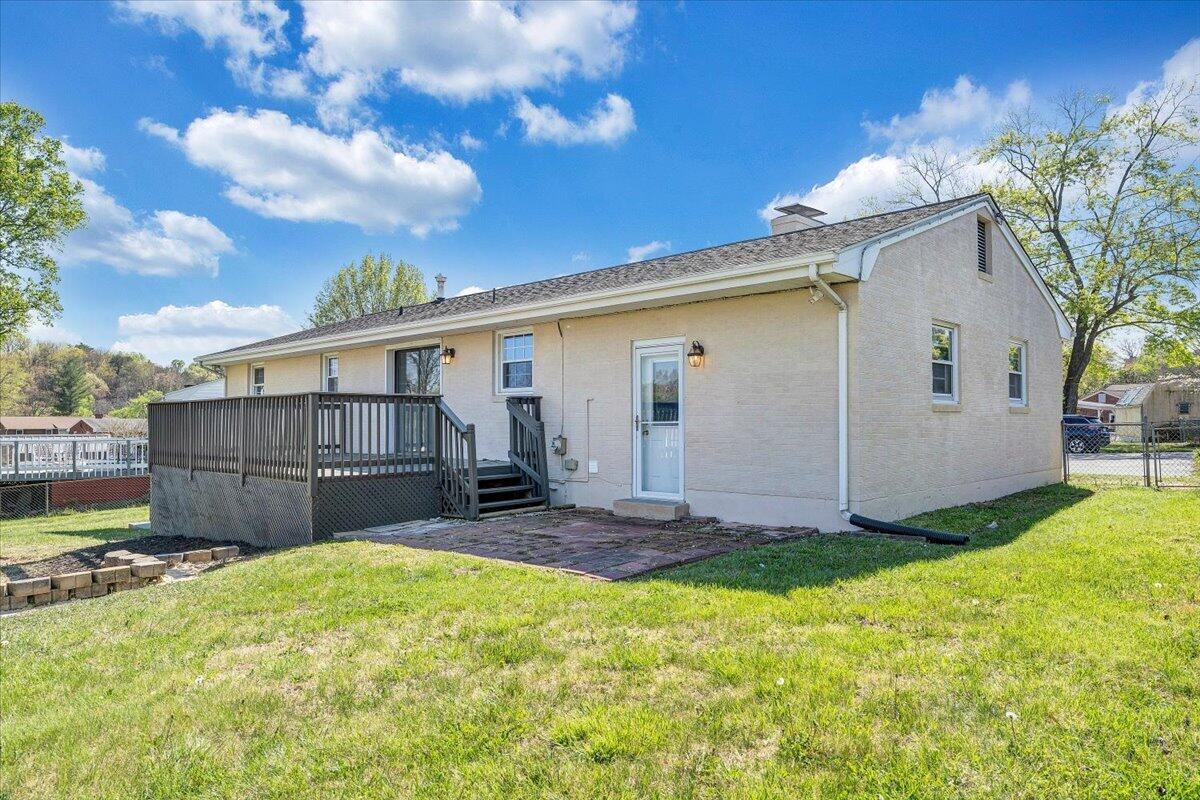 2407 Laura Road Northwest Roanoke, VA 24017 - Photo 46 of 51 47-MIB09988