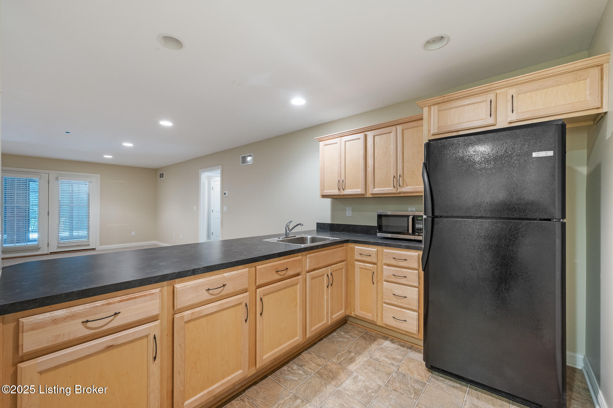 10622 Riva Road Louisville, KY 40223 - Photo 29 of 43 10622 Riva Rd-33