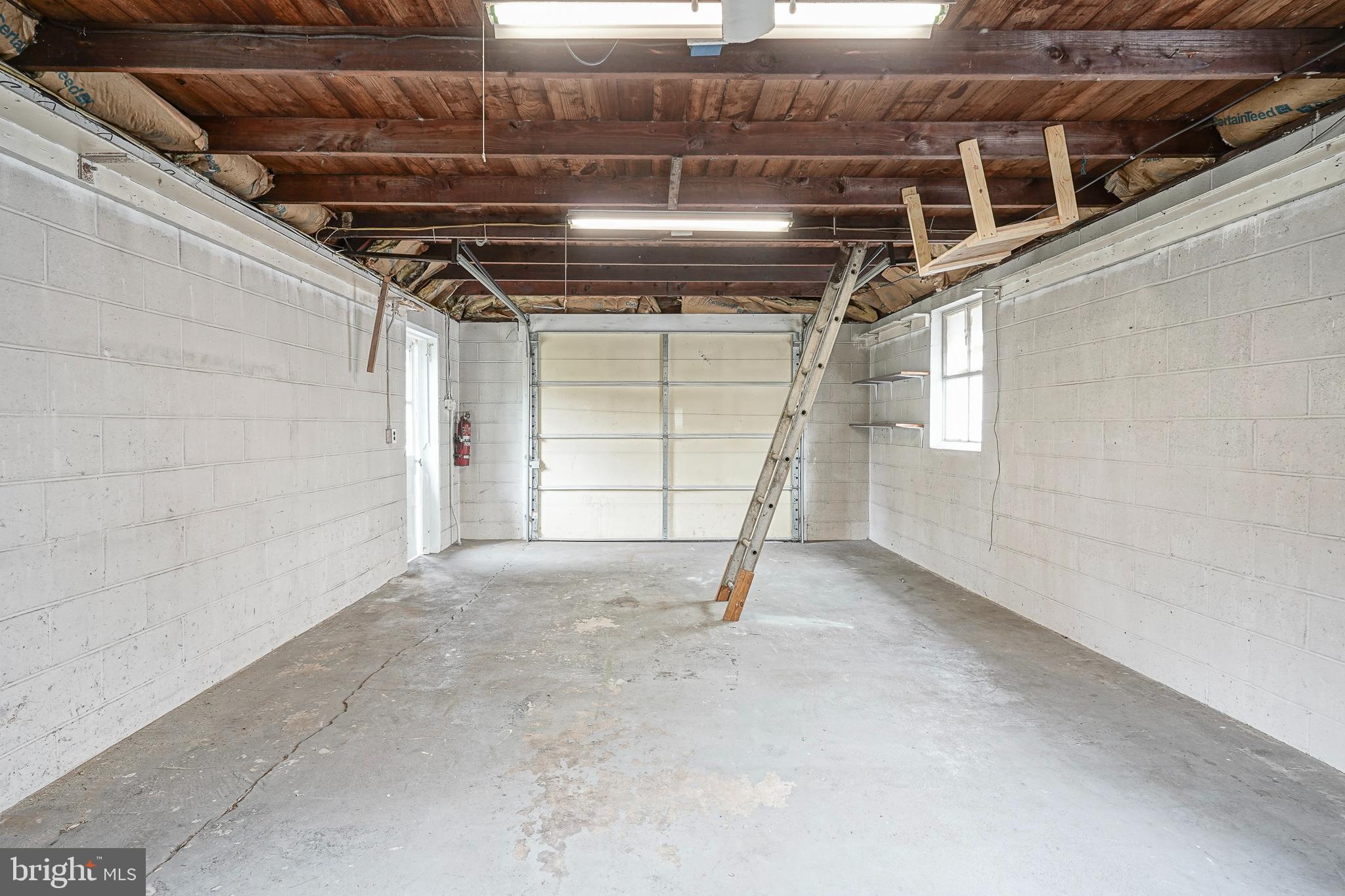 89 Main Street Bridgeport, NJ 08014 - Photo 29 of 33 Gallery Image 29