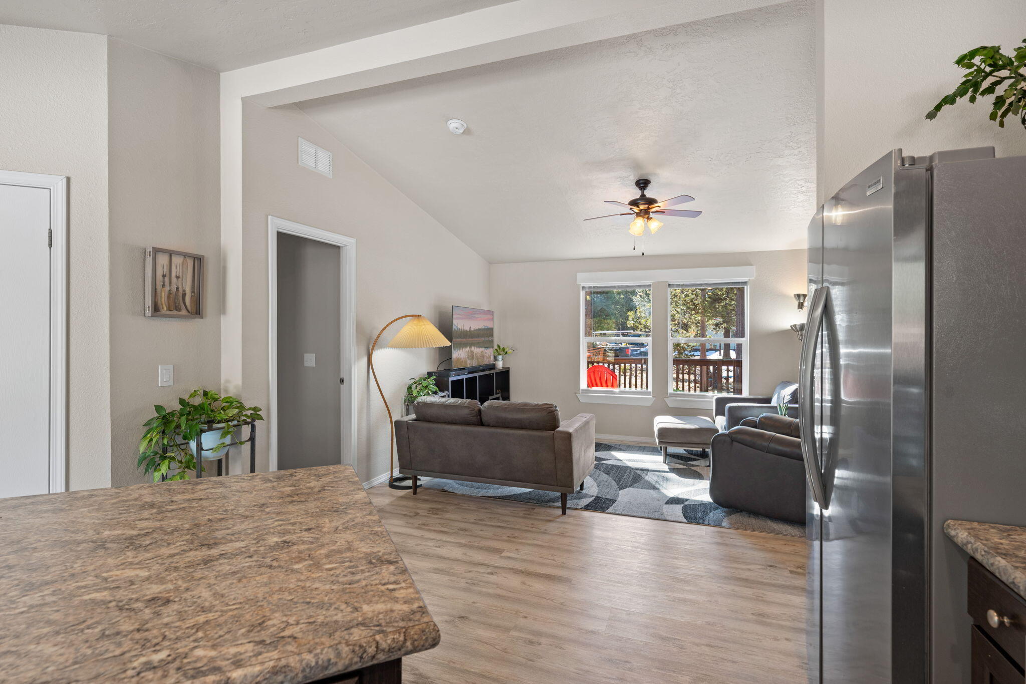 17206 Jacinto Road Bend, OR 97707 - Photo 13 of 57 54-web-or-mls-Riley Visuals-54