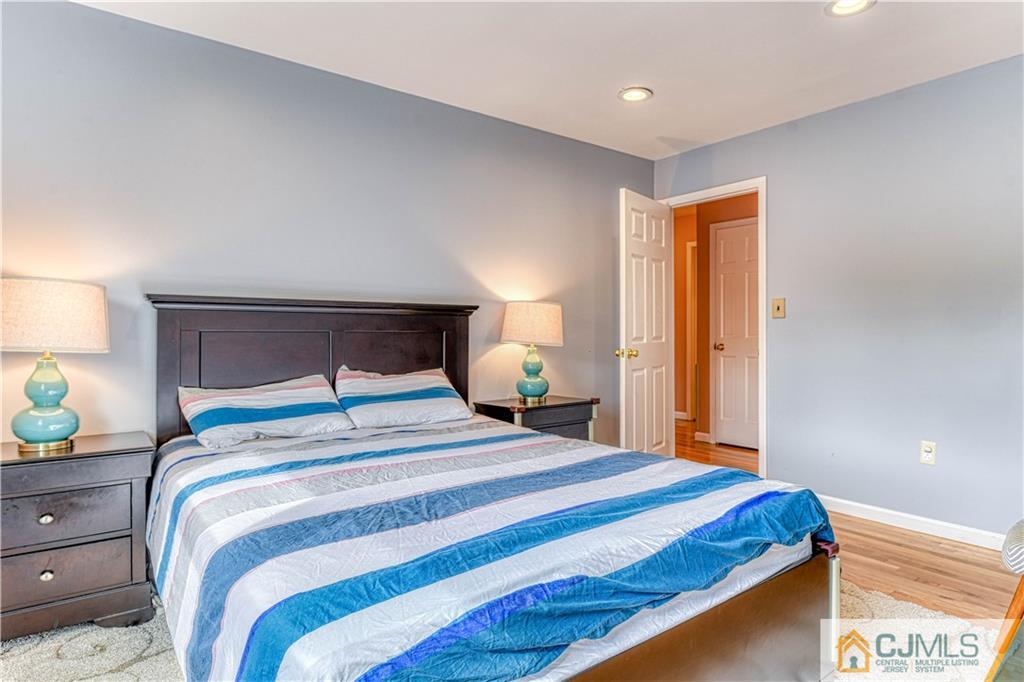 51 Meredith Road Edison, NJ 08817 - Photo 25 of 40