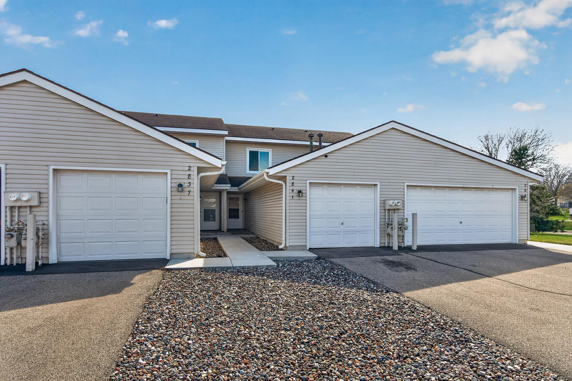 2841 67th Lane North Brooklyn Center, MN 55430 - Photo 4 of 39