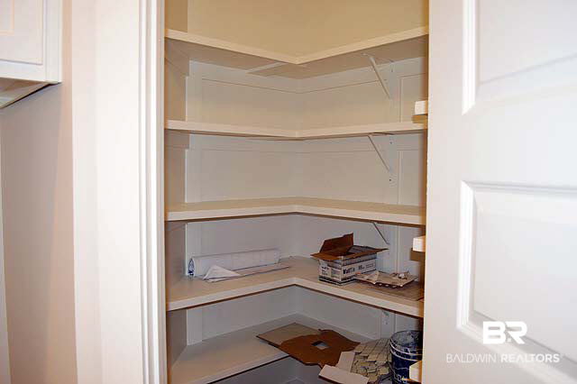 8647 Daintree Court Daphne, AL 36526 - Photo 15 of 29 Walk in pantry