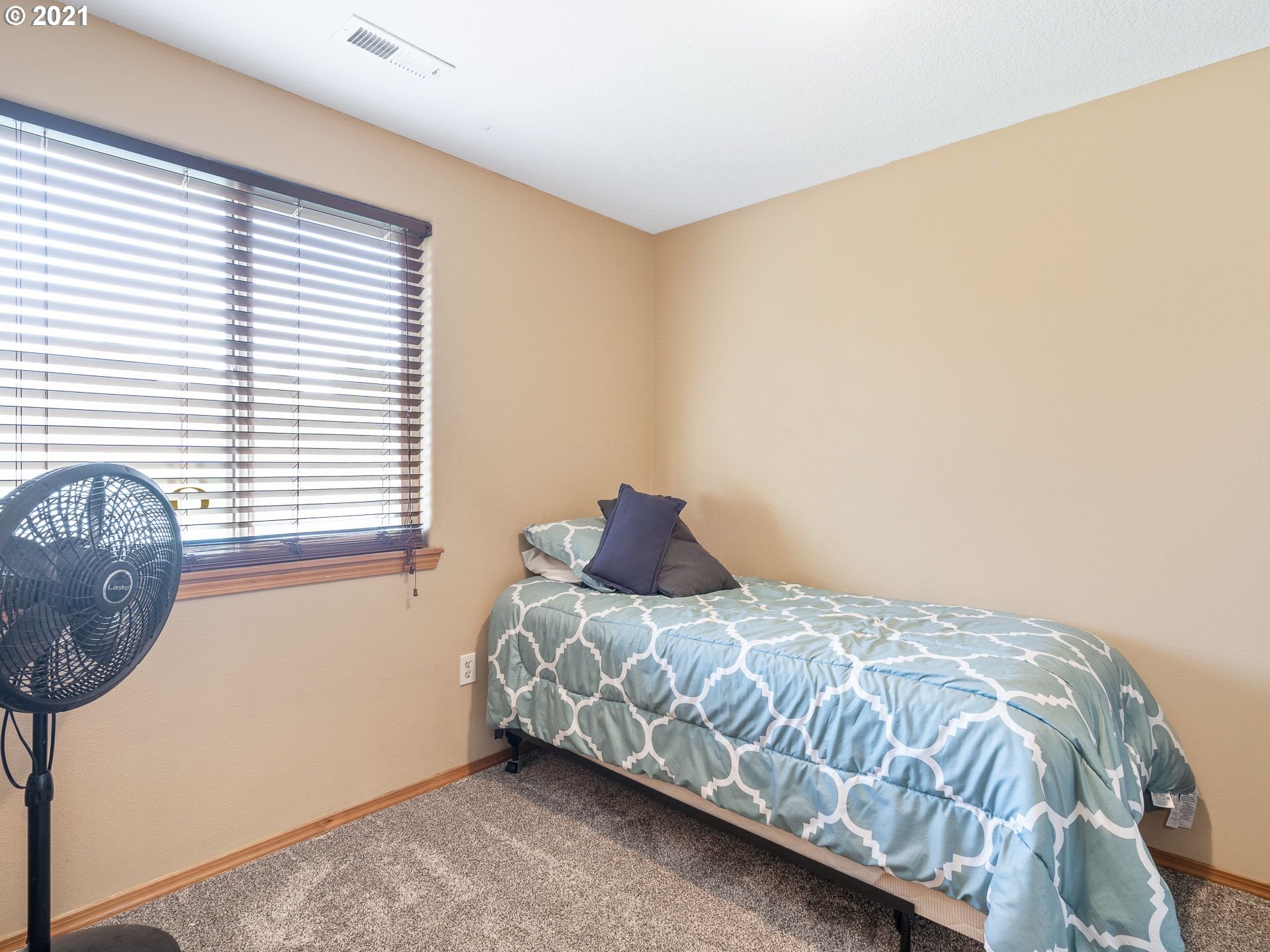 1175 Southwest Ivory Loop, Unit 9 Gresham, OR 97080 - Photo 17 of 22