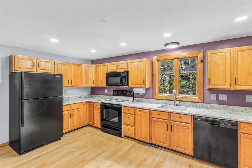 43 Hale Road Stow, MA 01775 - Photo 19 of 39 Gallery Image 19