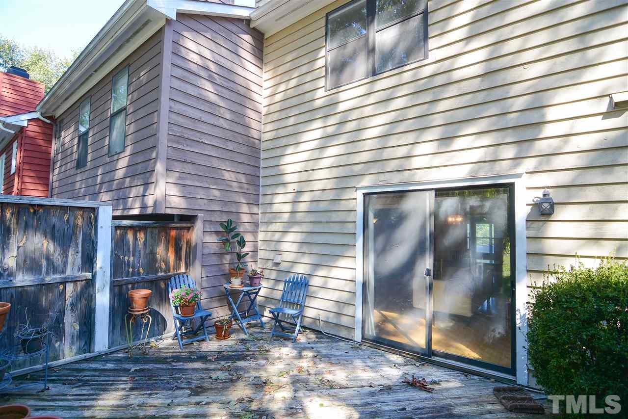 5433 Pine Top Circle Raleigh, NC 27612 - Photo 6 of 23 a view of a brick building with outdoor space