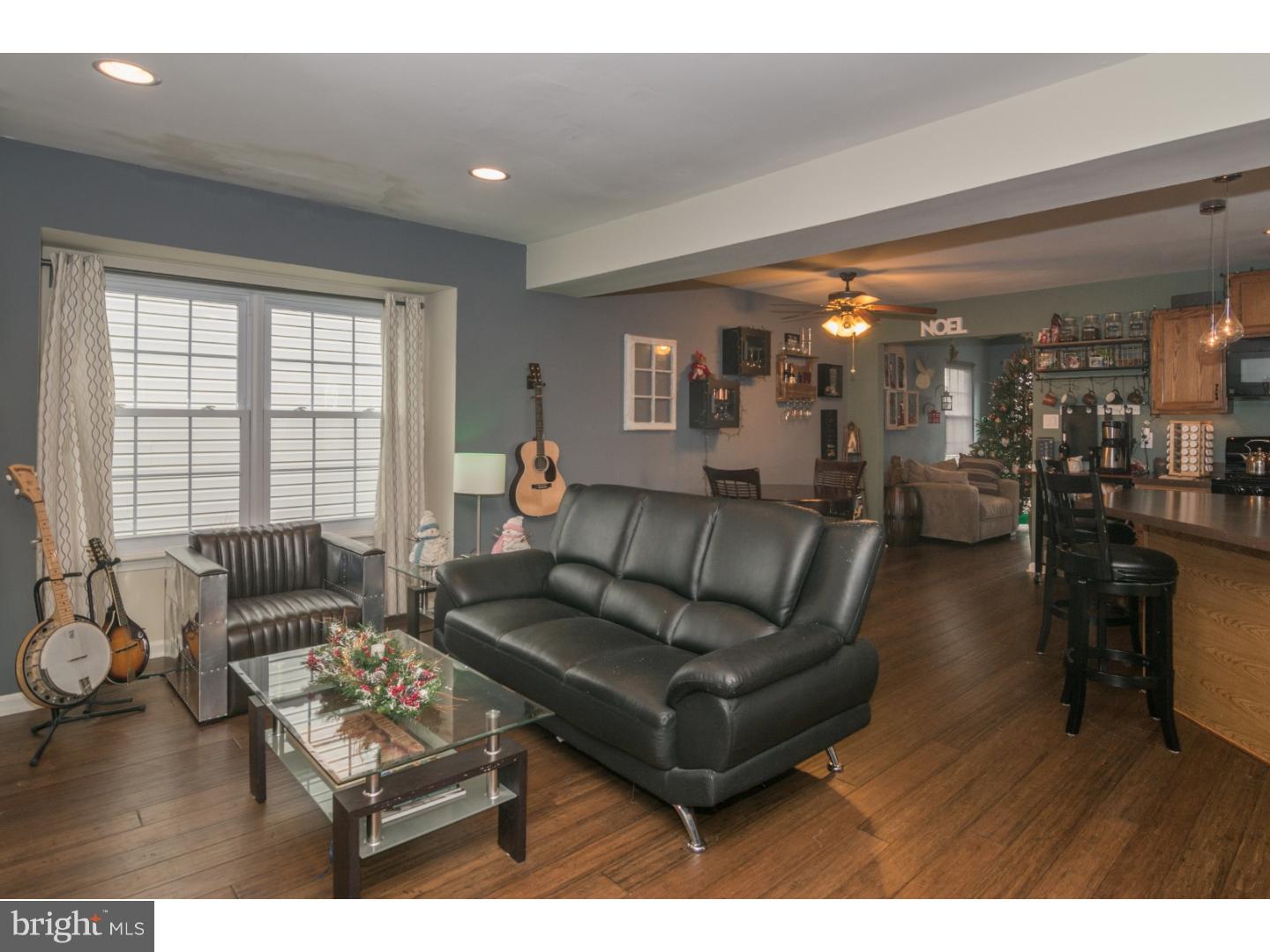 417 Tudor Road Collegeville, PA 19426 - Photo 4 of 24 Living Room