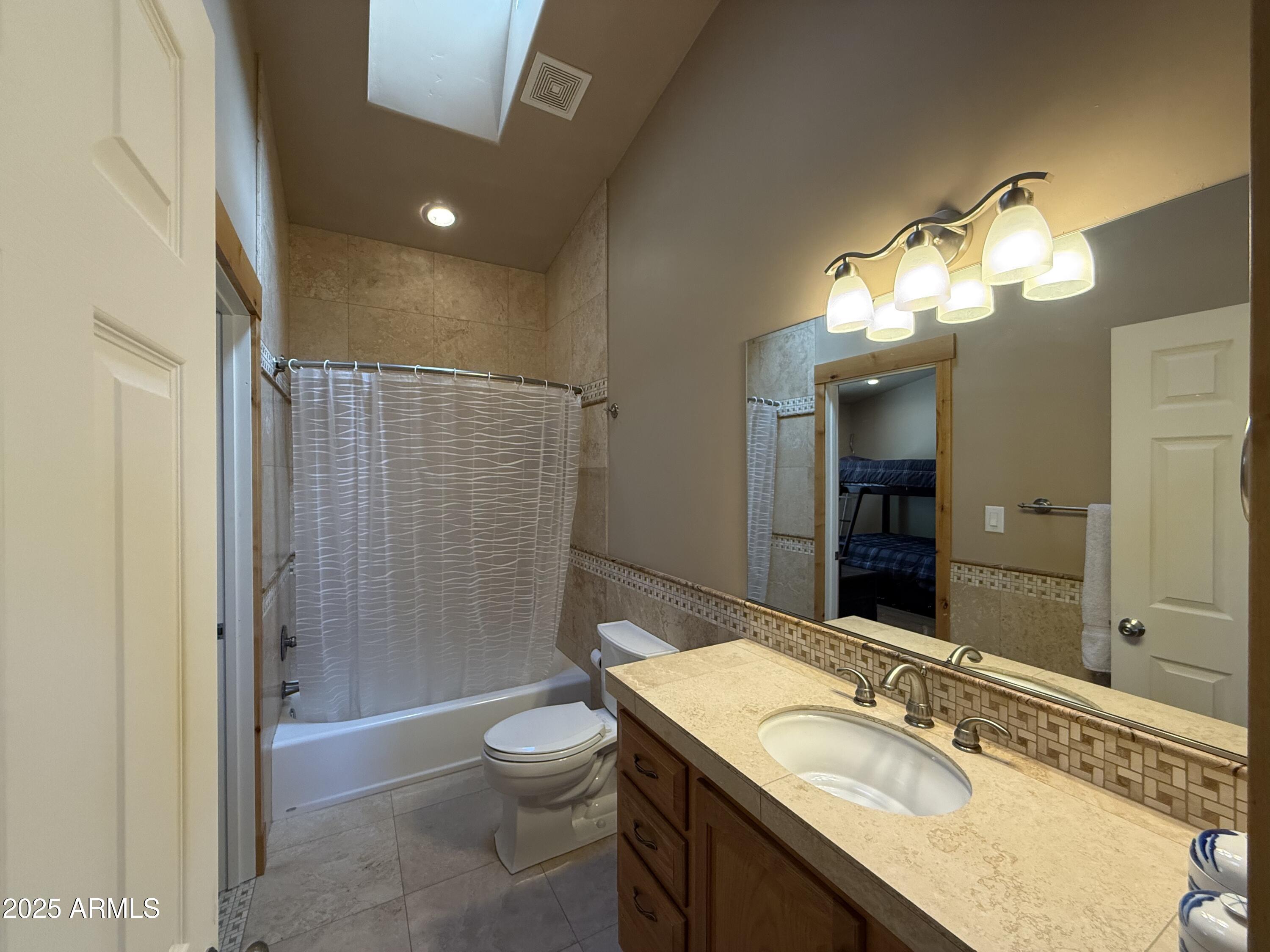 24930 South Horsethief Basin Road Crown King, AZ 86343 - Photo 35 of 57 Loft bathroom