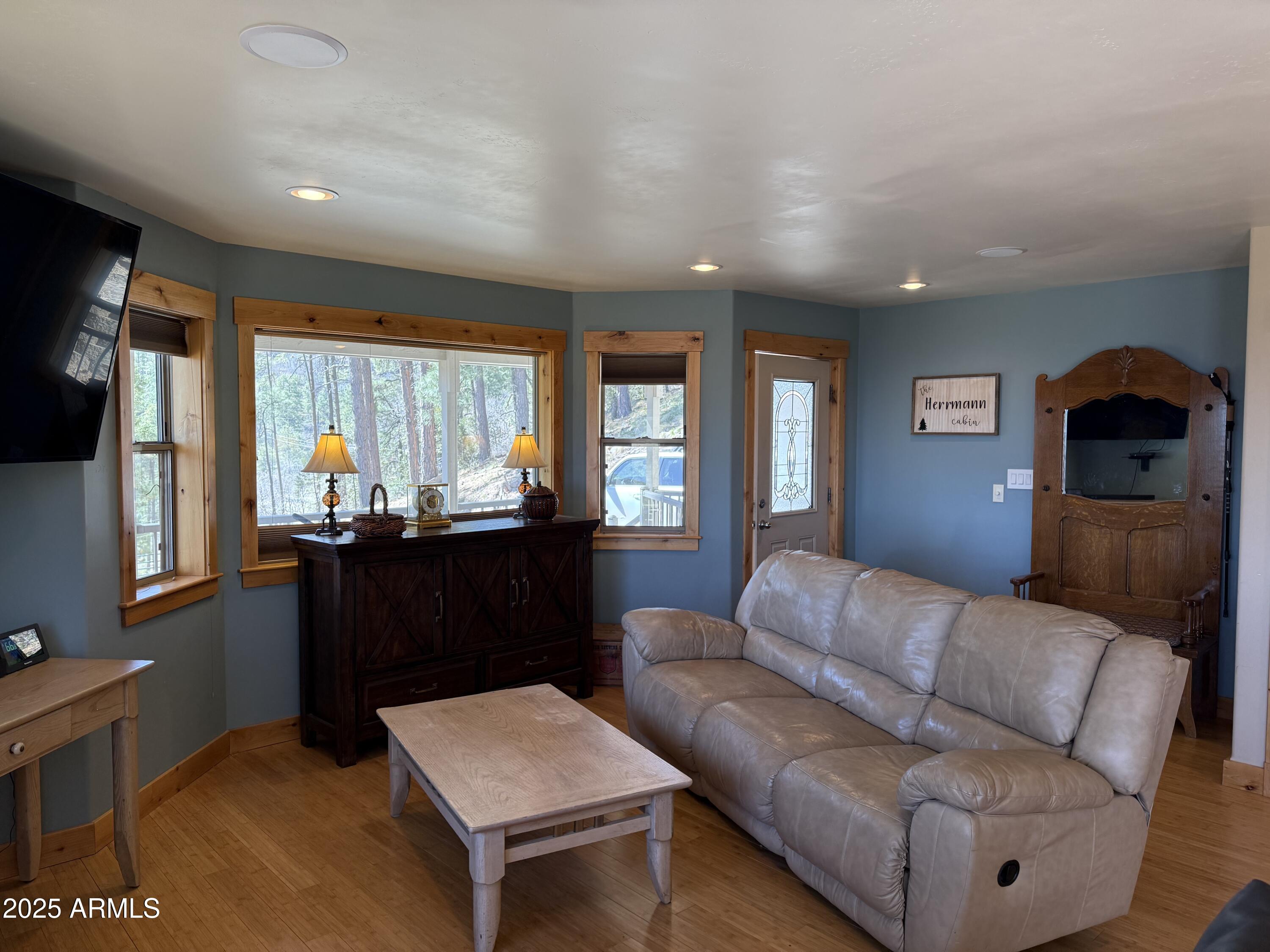 24930 South Horsethief Basin Road Crown King, AZ 86343 - Photo 5 of 57 Living area