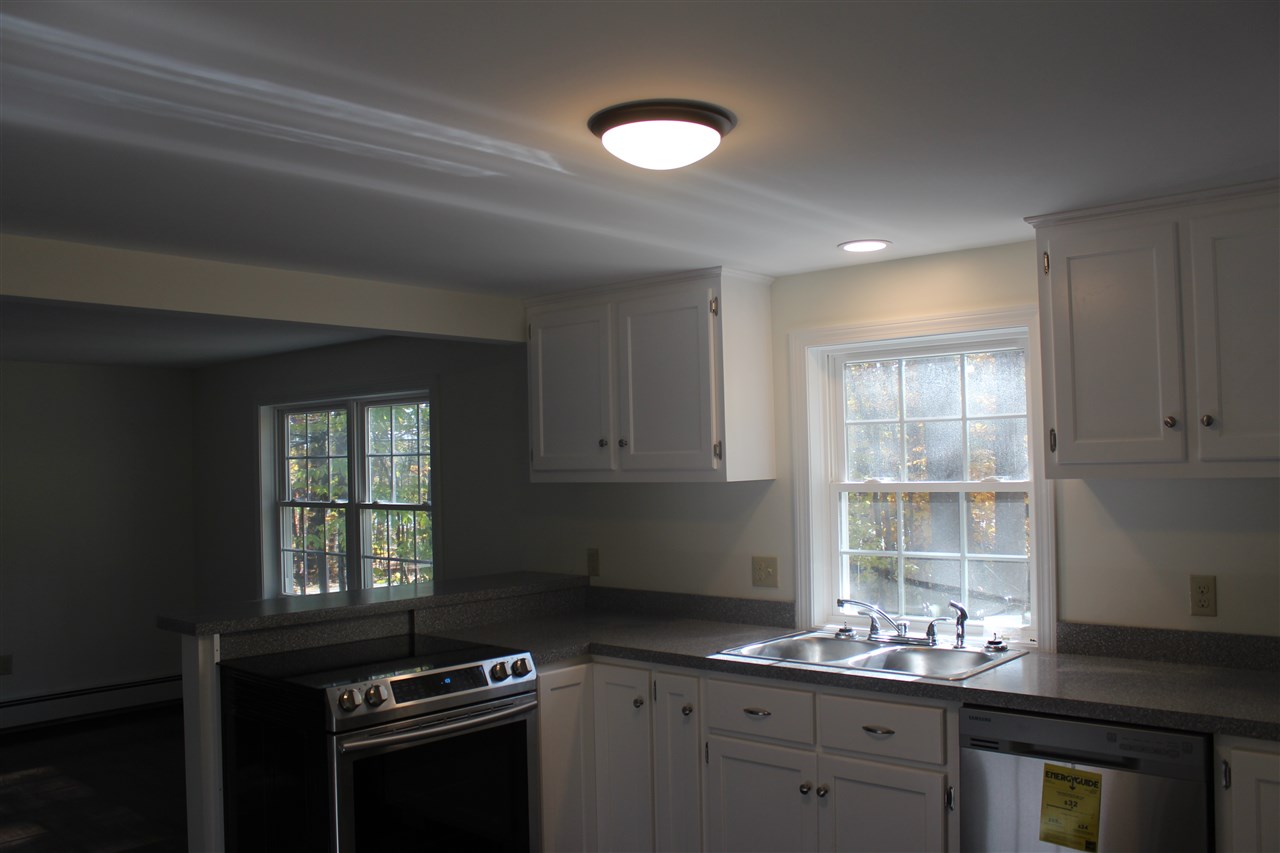 214 Milton Road Rochester, NH 03868 - Photo 7 of 9
