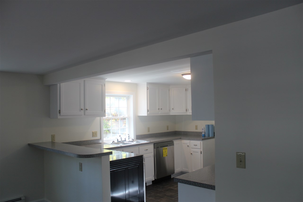 214 Milton Road Rochester, NH 03868 - Photo 8 of 9