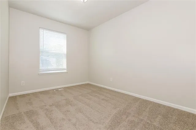 $2,280 | 118 Northeast 109th Street, Kansas City, MO 64155