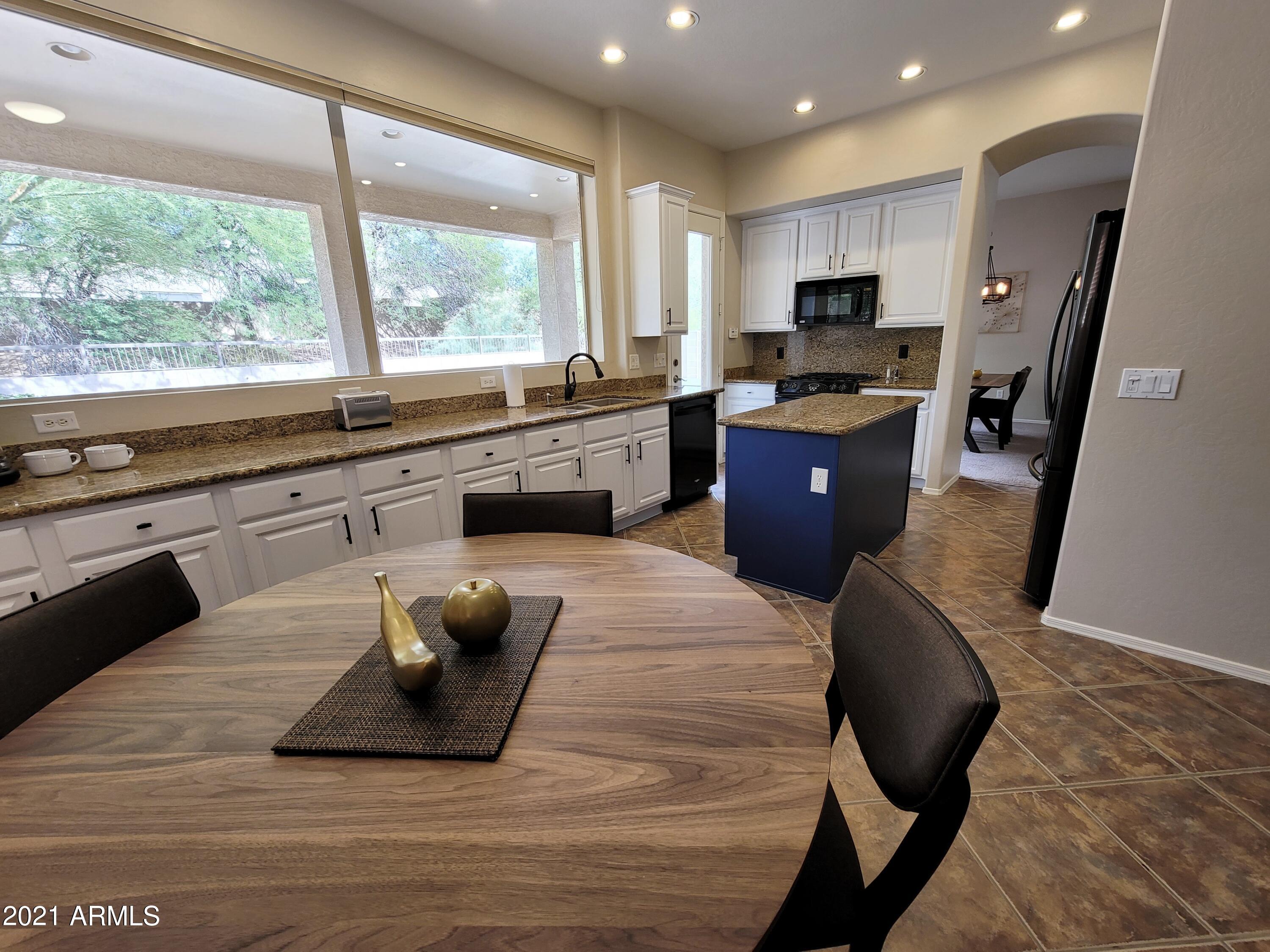 4115 North Boulder Canyon Mesa, AZ 85207 - Photo 13 of 62 Casual Eat-In