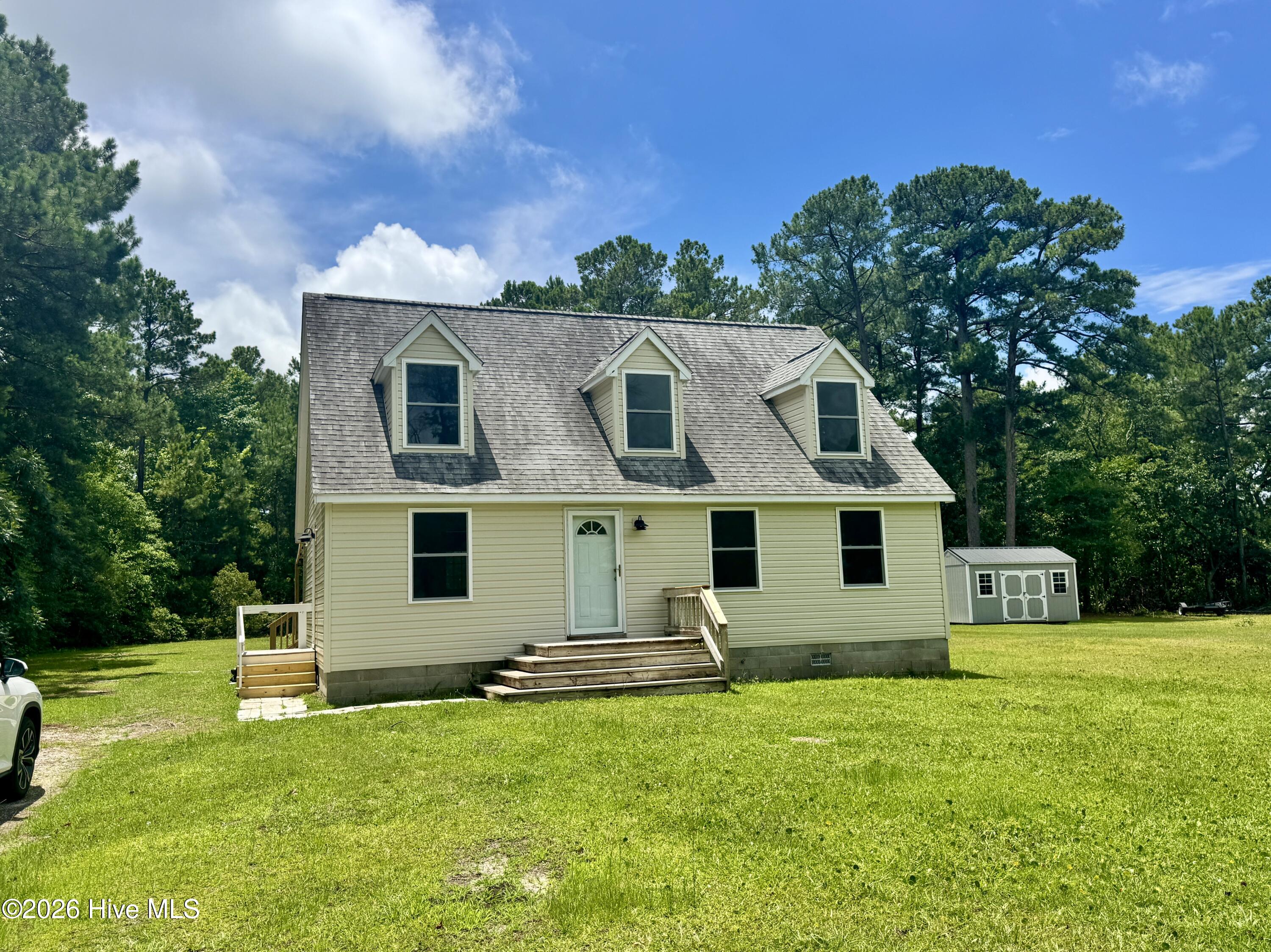 133 Riverside Drive Beaufort, NC 28516 - Photo 2 of 29