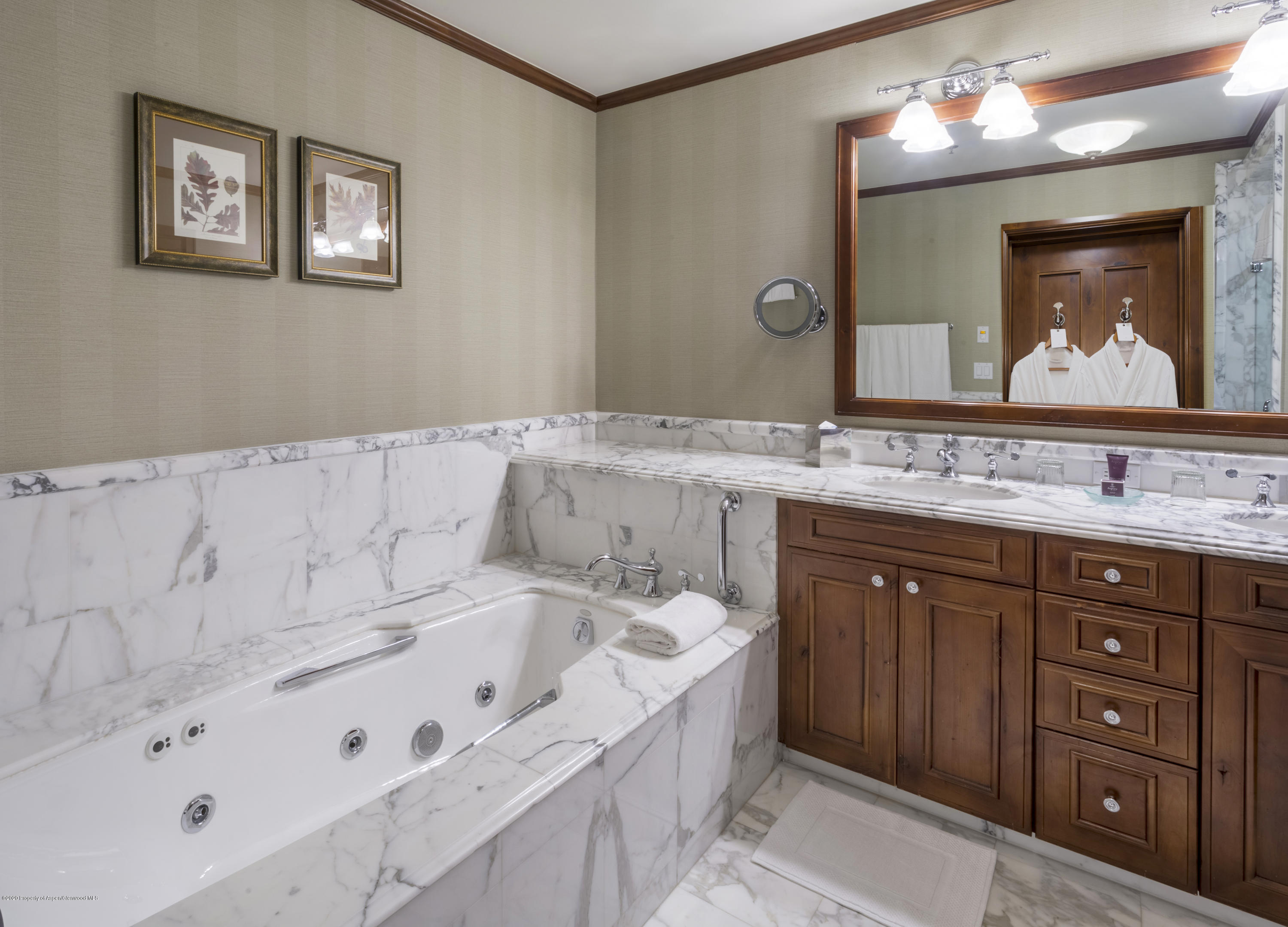 39 Boomerang Road, Unit 8415 WINTER INTEREST 5 Aspen, CO 81611 - Photo 11 of 33 ShotB8