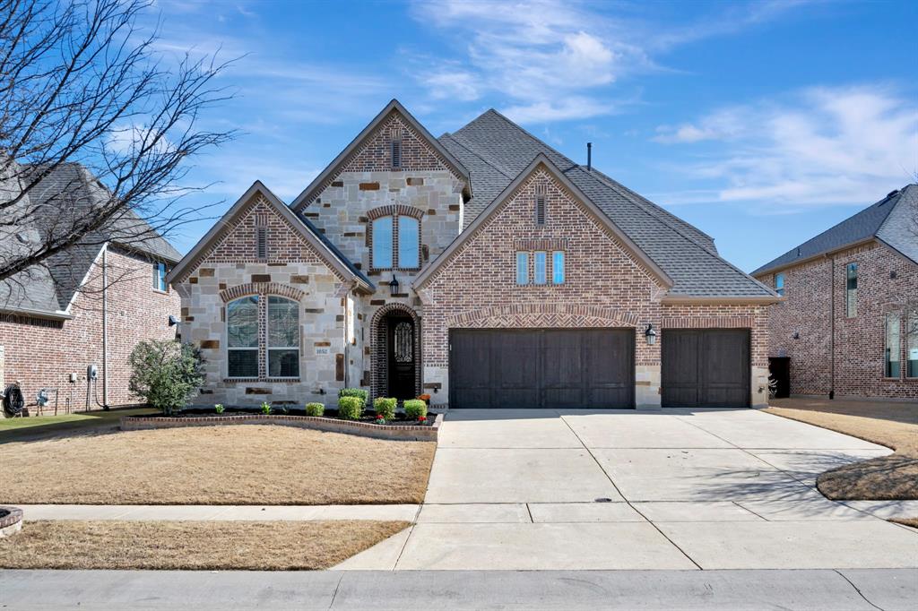 1052 Highpoint Way Roanoke, TX 76262 - Photo 1 of 24 Welcome!