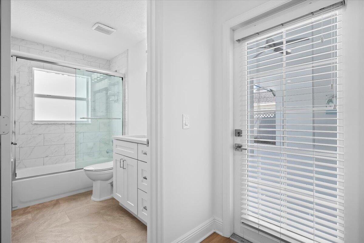 244 Clocktower Drive Jupiter, FL 33458 - Photo 26 of 30 26-LUX_0089