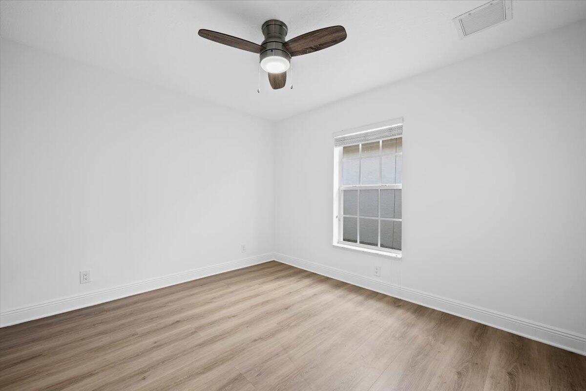 244 Clocktower Drive Jupiter, FL 33458 - Photo 28 of 30 28-LUX_0094