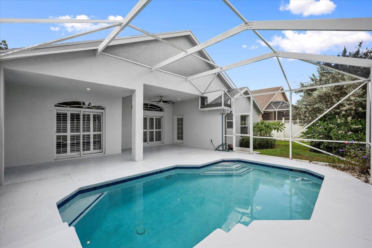 244 Clocktower Drive Jupiter, FL 33458 - Photo 7 of 30 07-LUX_9940