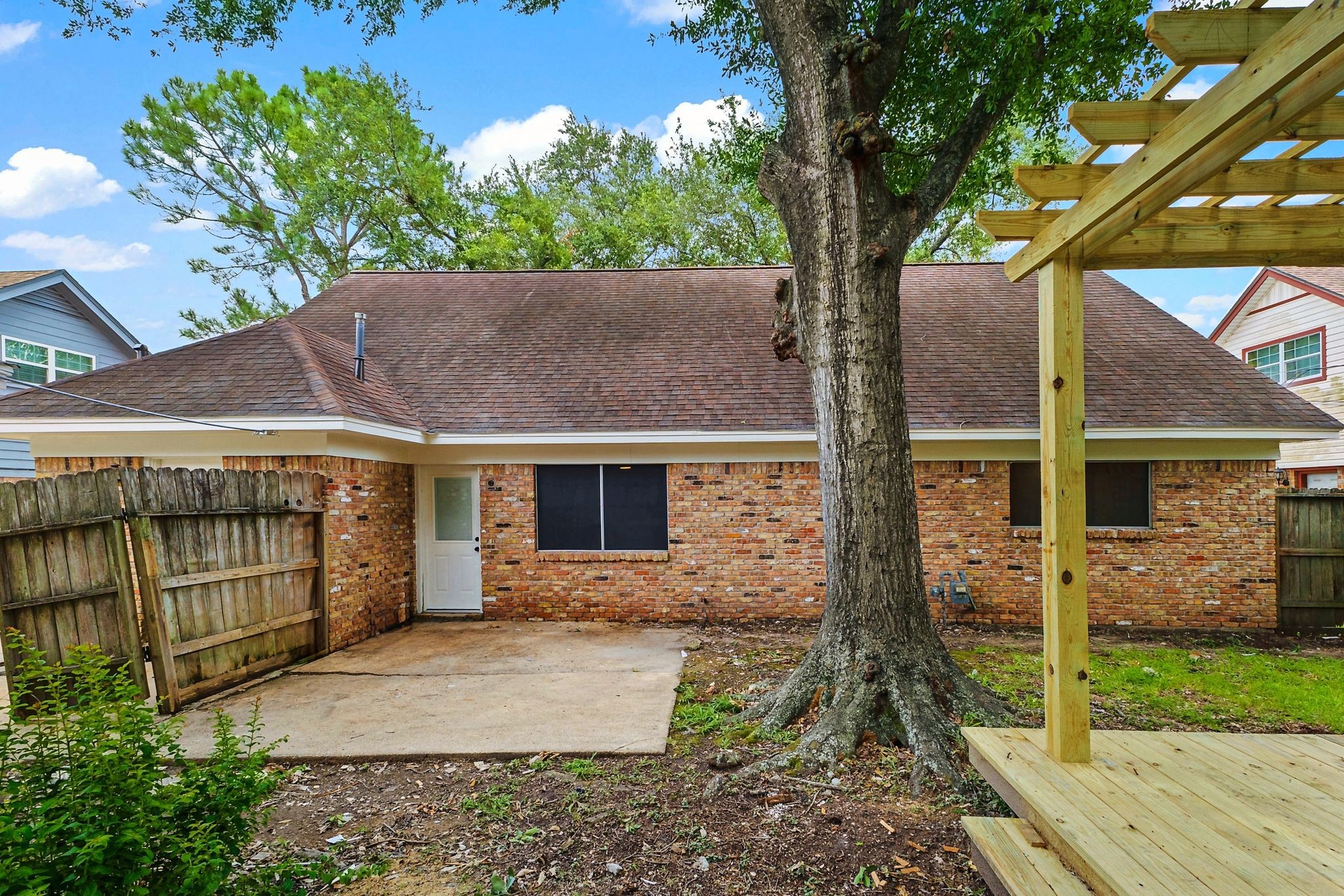 2706 Burke Road Pasadena, TX 77502 - Photo 28 of 29 Gallery Image 28